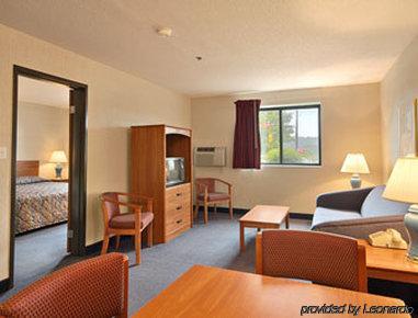 Hotel Super 8 By Wyndham Norwich Habitación foto